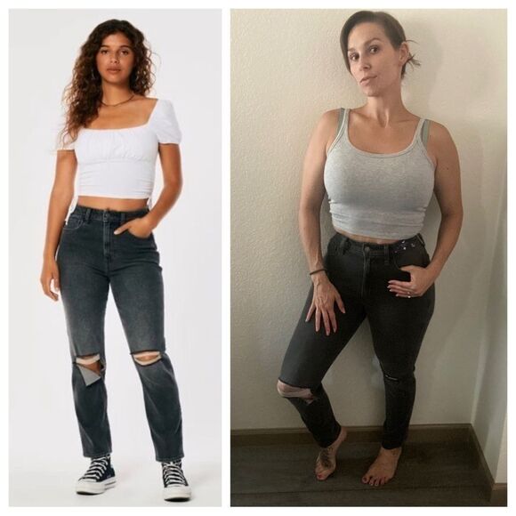 Hollister Ultimate High Rise Mom Jean Black 25 Stretch Ripped - Picture 3 of 16